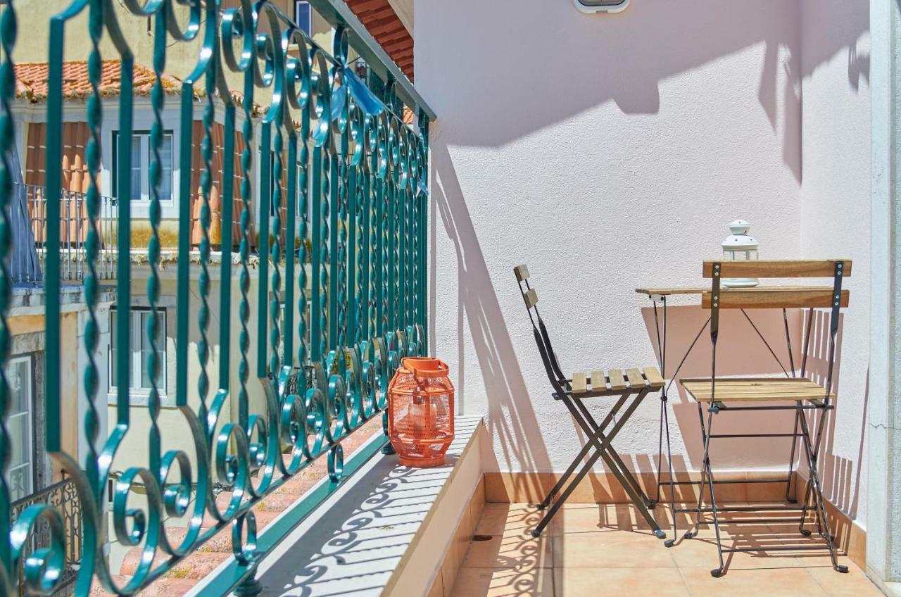 Cozy Apartment In Historic Center With Terrace ลิสบอน ภายนอก รูปภาพ